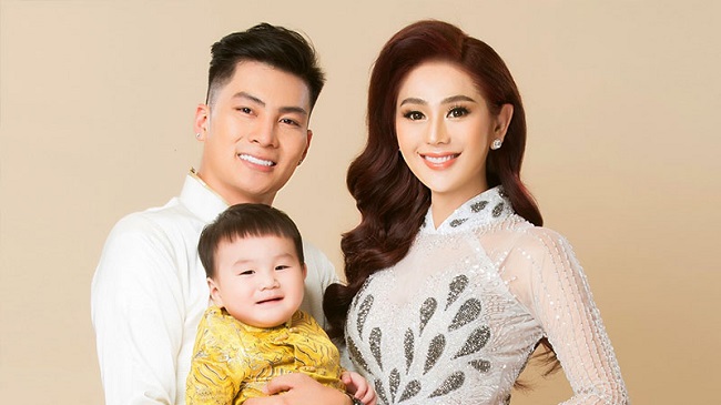 Lâm Khánh Chi hiện đang sống rất hạnh phúc bên chồng và con trai 4